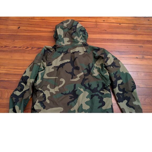 US Army ECWCS GorTex Parka Jacket Mens Medium Regular Woodland Camo Hooded - Picture 4 of 8